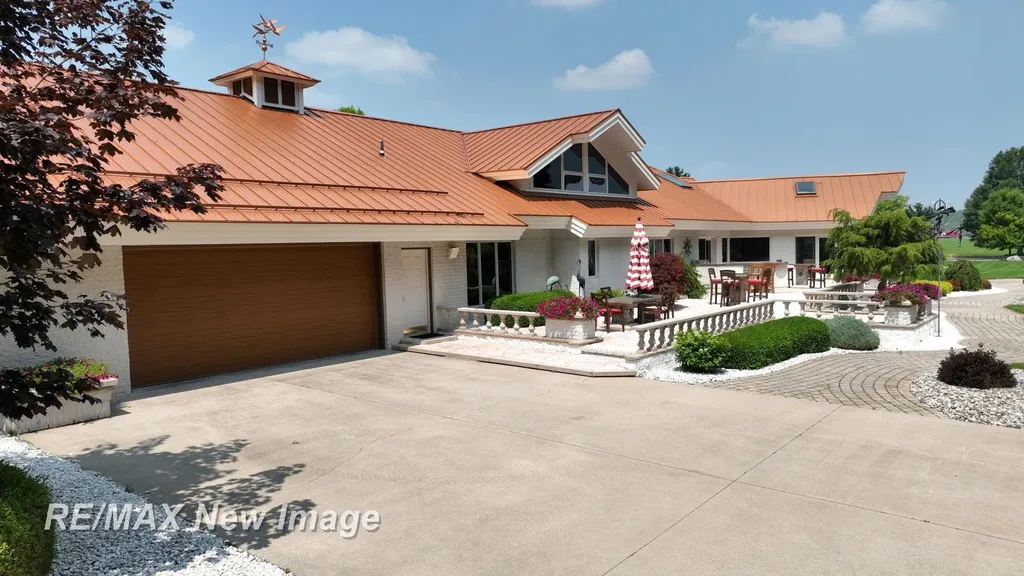 1134 N Graham Road Thomas Township MI 48609