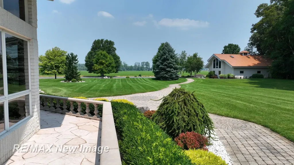 1134 N Graham Road Thomas Township MI 48609