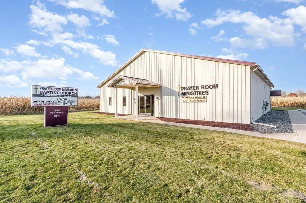 2611 King Road Saginaw City MI 48601