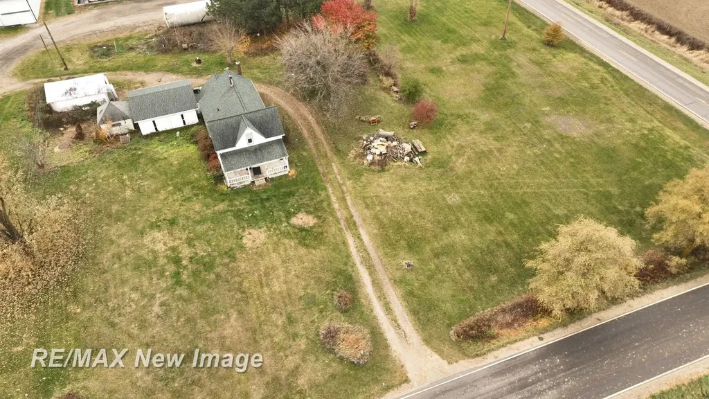7991 W Dixon Road Denmark Township MI 48757
