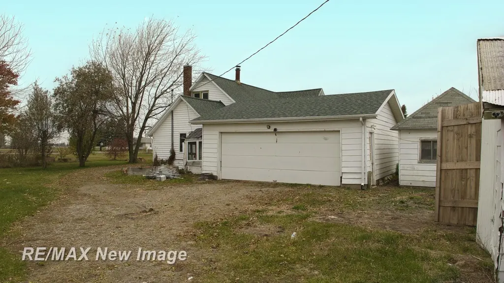 7991 W Dixon Road Denmark Township MI 48757