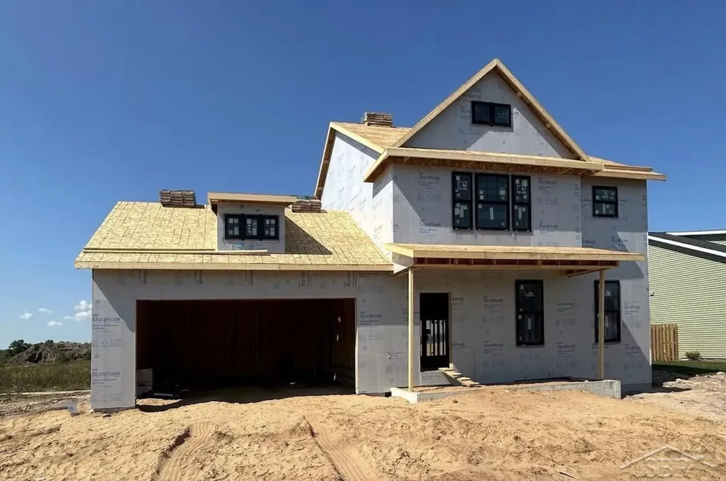8657 Foxtail Trail Street Tittabawassee Township MI 48623