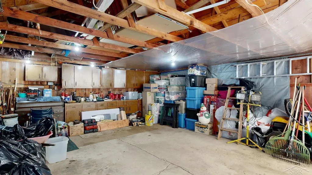 2427 Courtney Drive Hamilton Township MI 48625