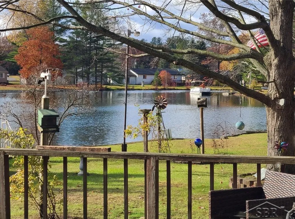 2427 Courtney Drive Hamilton Township MI 48625