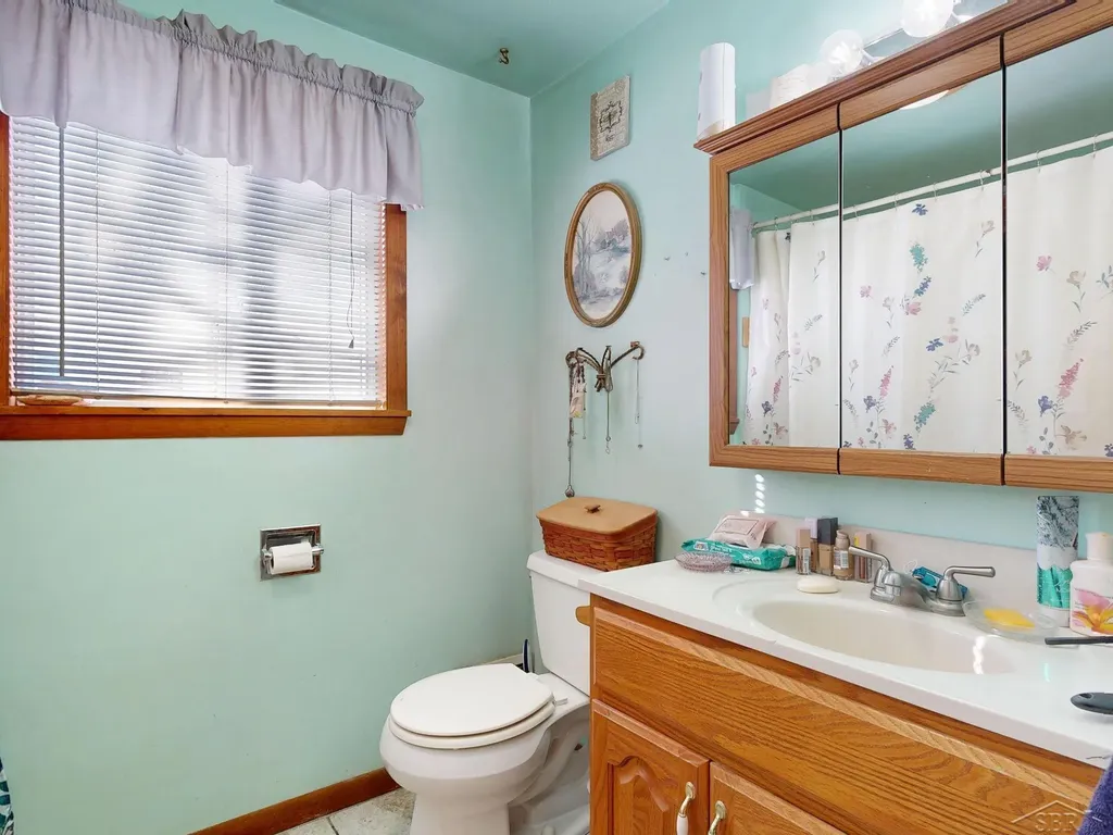2427 Courtney Drive Hamilton Township MI 48625