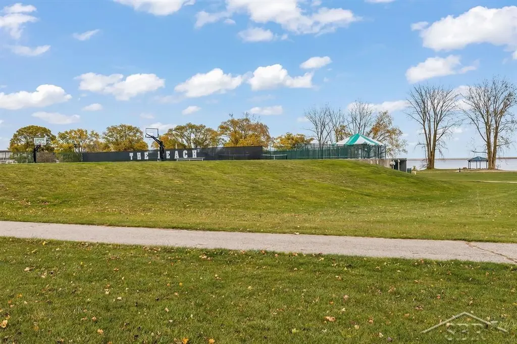 215 Water Street Harbor Beach City MI 48441