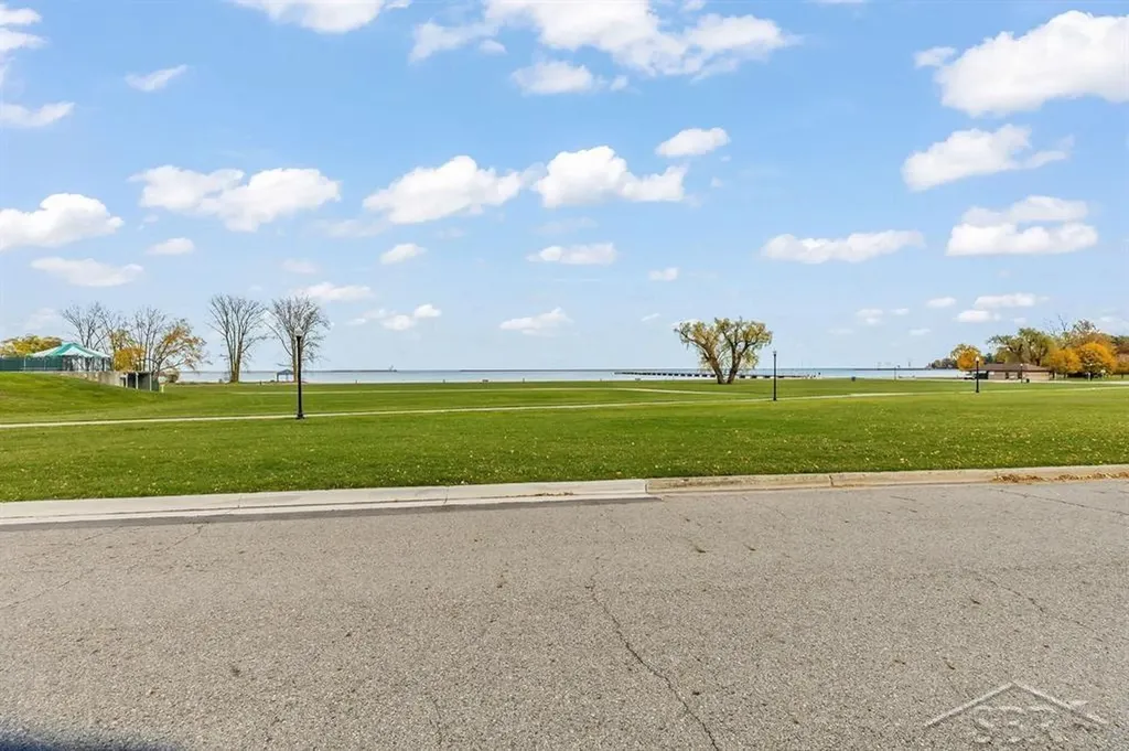 215 Water Street Harbor Beach City MI 48441