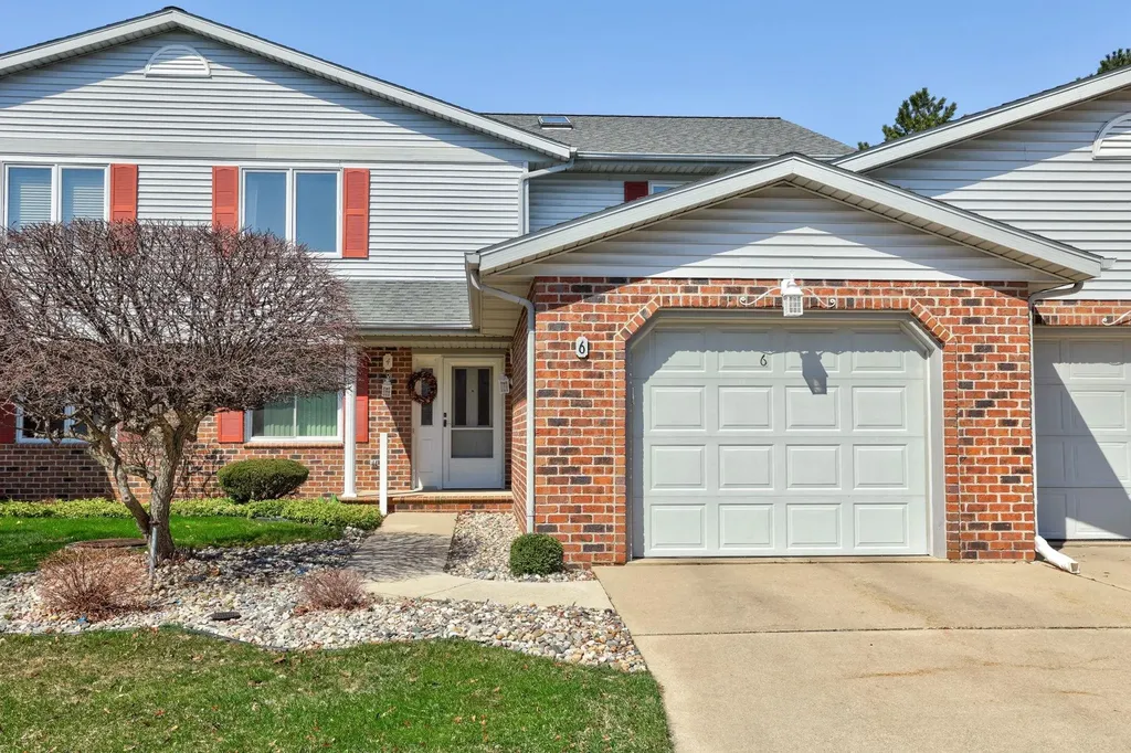 6 Wilshire Drive Frankenmuth City MI 48734