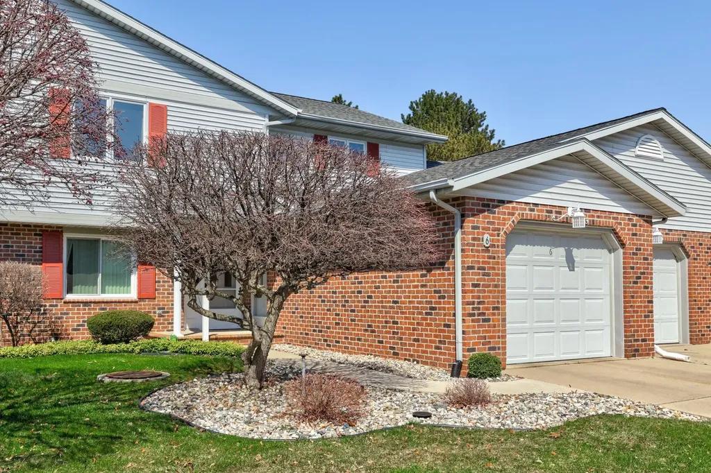 6 Wilshire Drive Frankenmuth City MI 48734