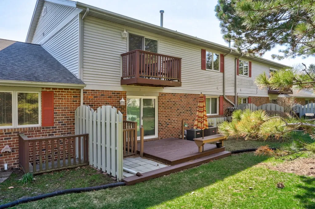 6 Wilshire Drive Frankenmuth City MI 48734
