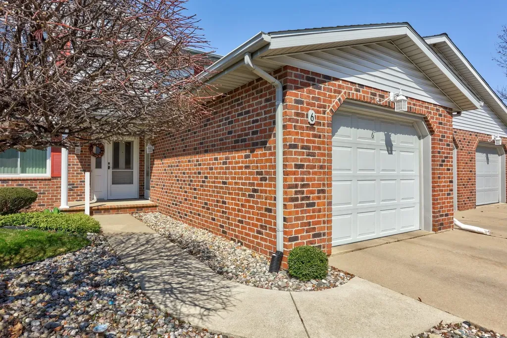 6 Wilshire Drive Frankenmuth City MI 48734