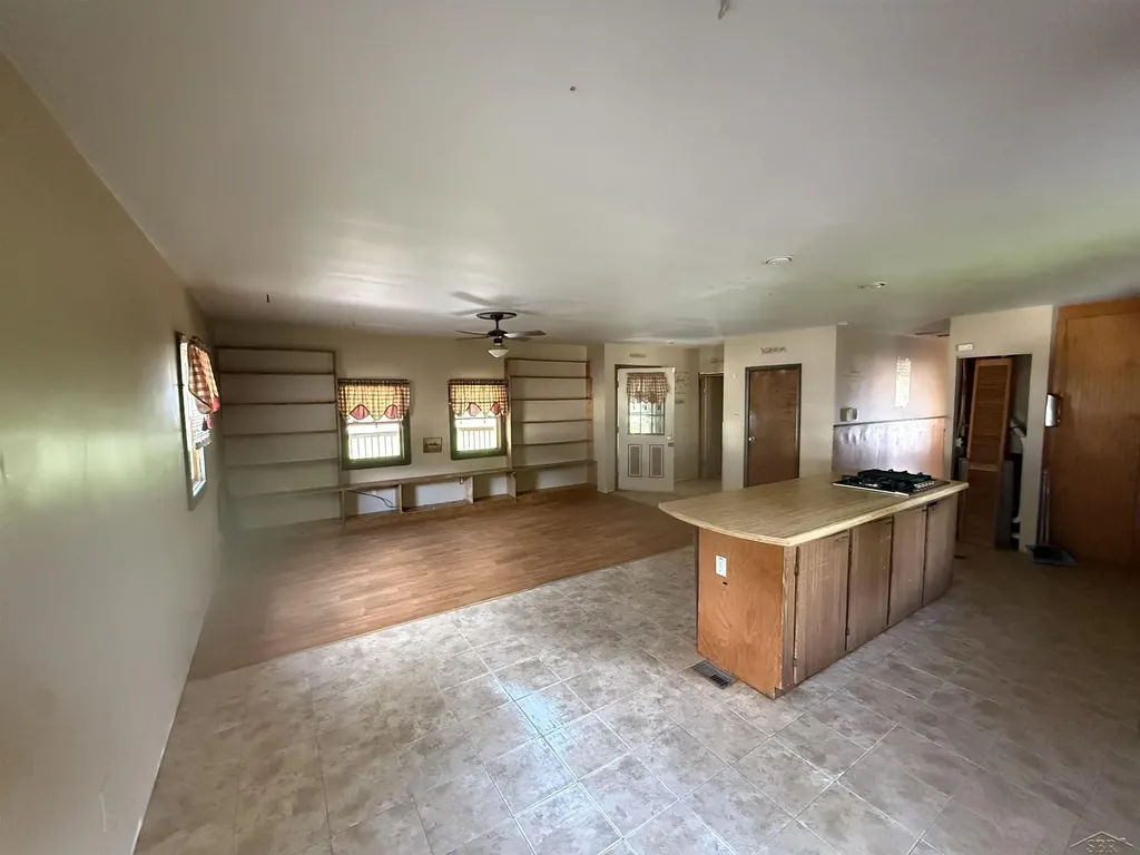 2559 E Pine River Trail Unknown City MI 48745