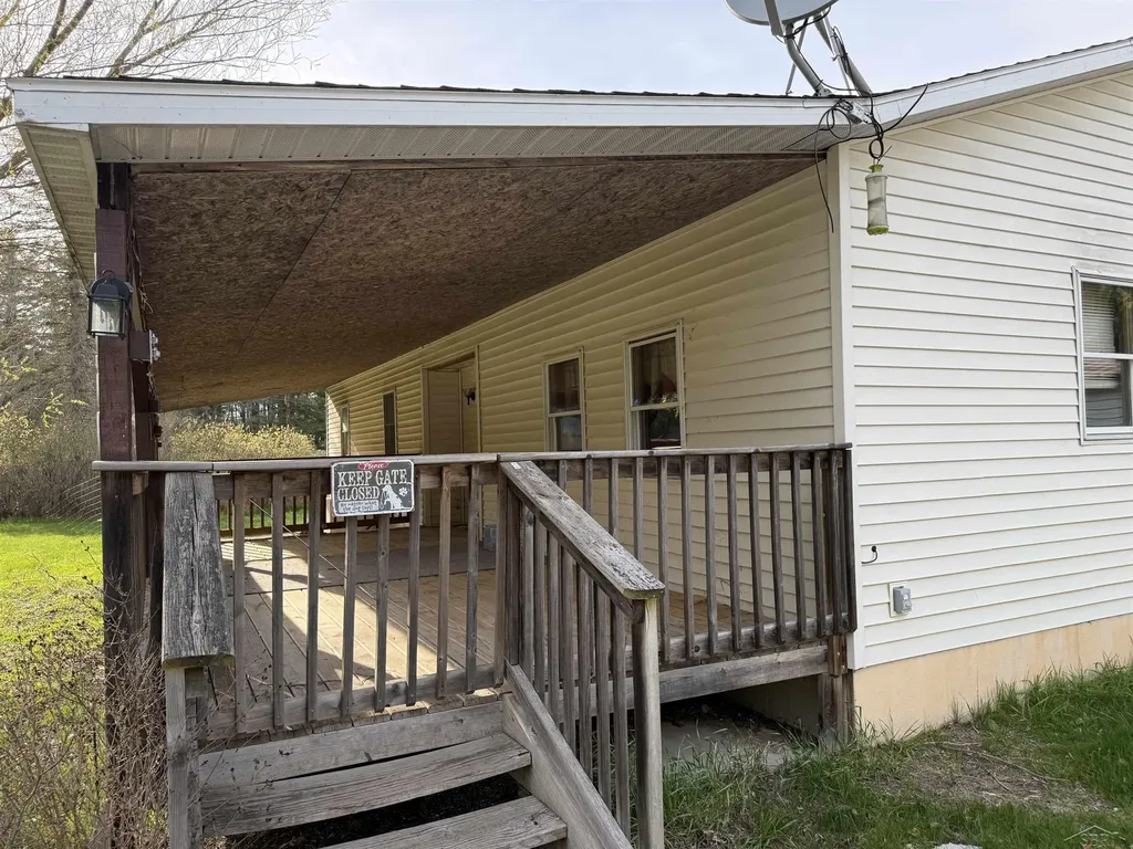 2559 E Pine River Trail Unknown City MI 48745