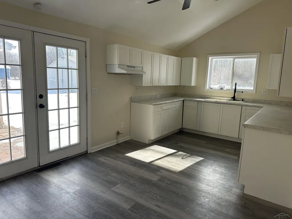 6450 E Curtis Road Bridgeport Charter Township MI 48722