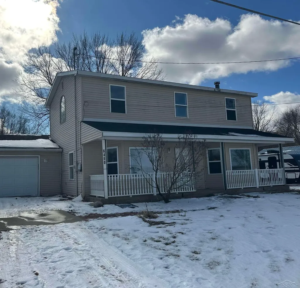 6450 E Curtis Road Bridgeport Charter Township MI 48722