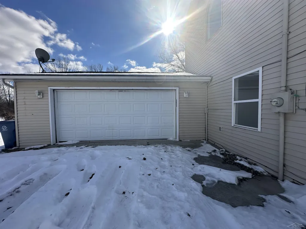 6450 E Curtis Road Bridgeport Charter Township MI 48722