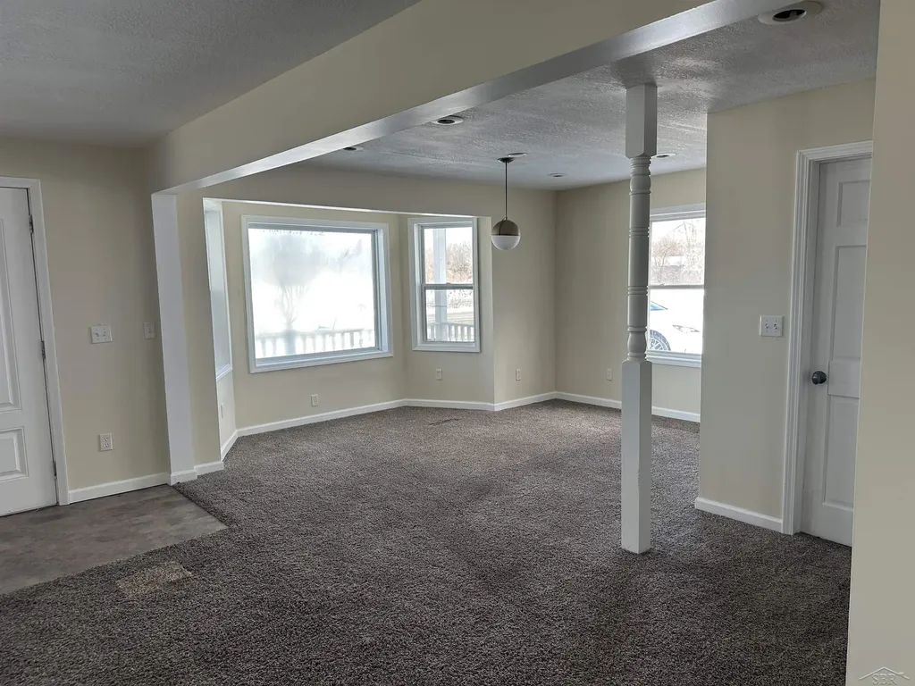 6450 E Curtis Road Bridgeport Charter Township MI 48722