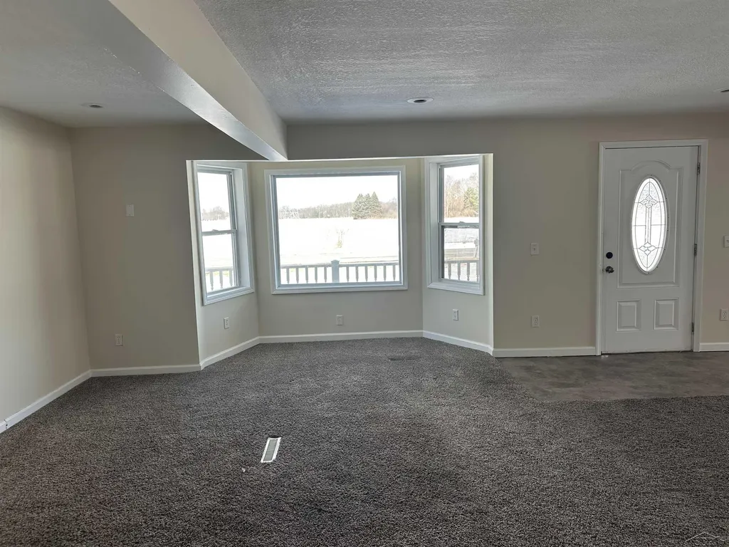 6450 E Curtis Road Bridgeport Charter Township MI 48722