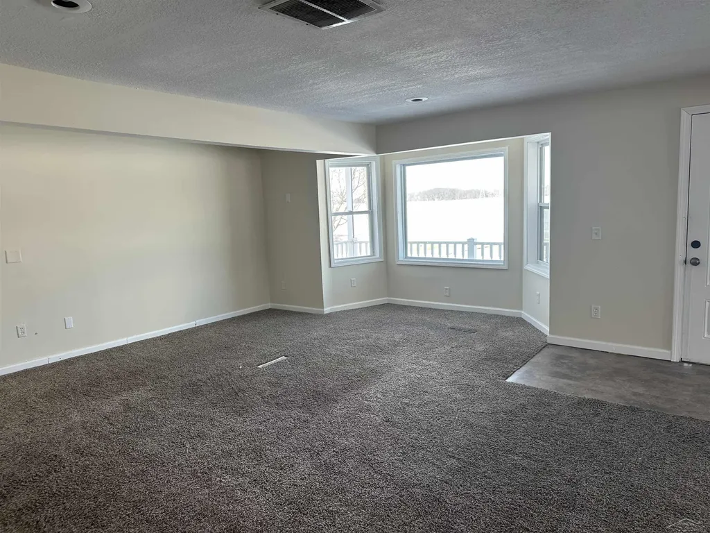 6450 E Curtis Road Bridgeport Charter Township MI 48722