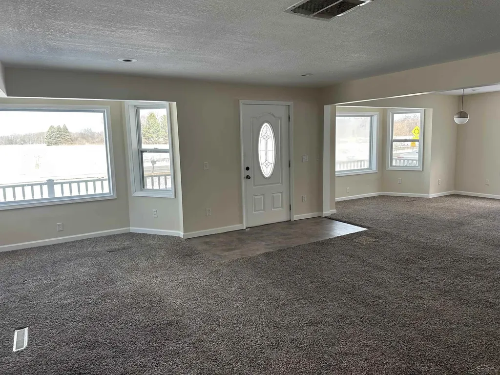 6450 E Curtis Road Bridgeport Charter Township MI 48722