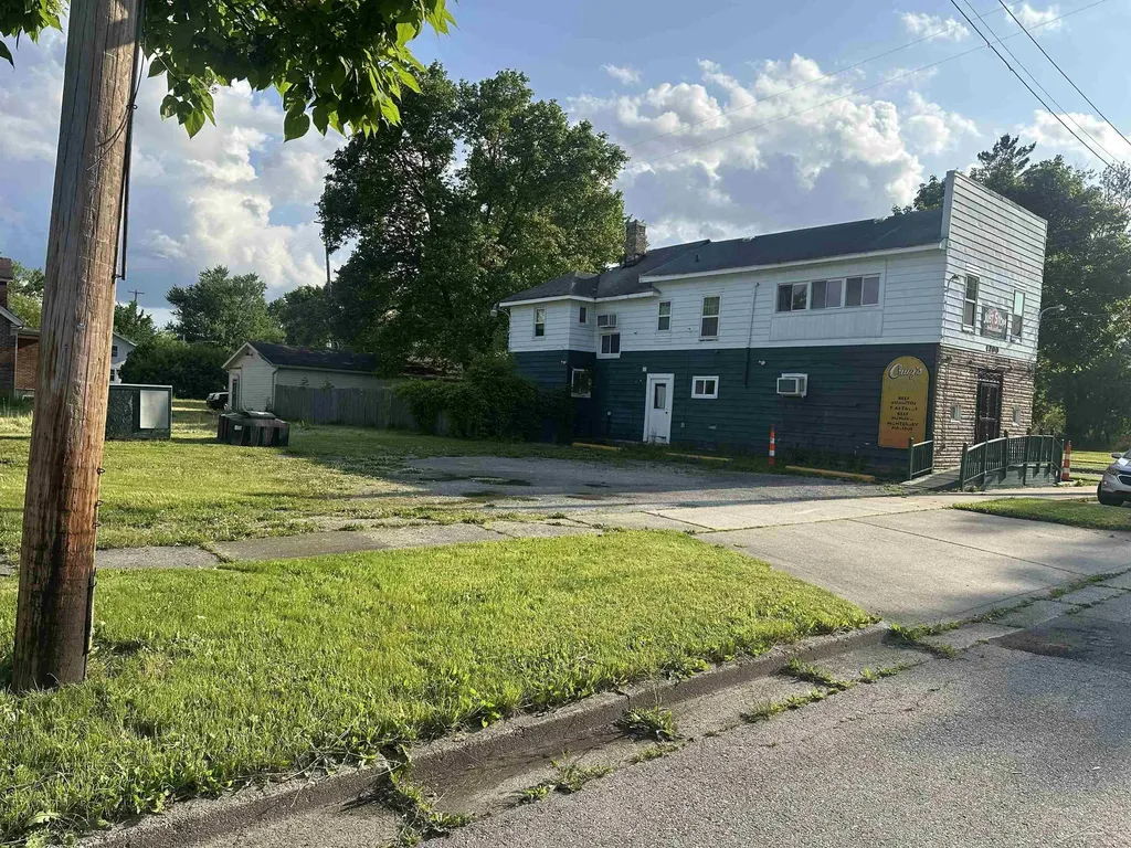 1200 Martha Street Saginaw City MI 48601