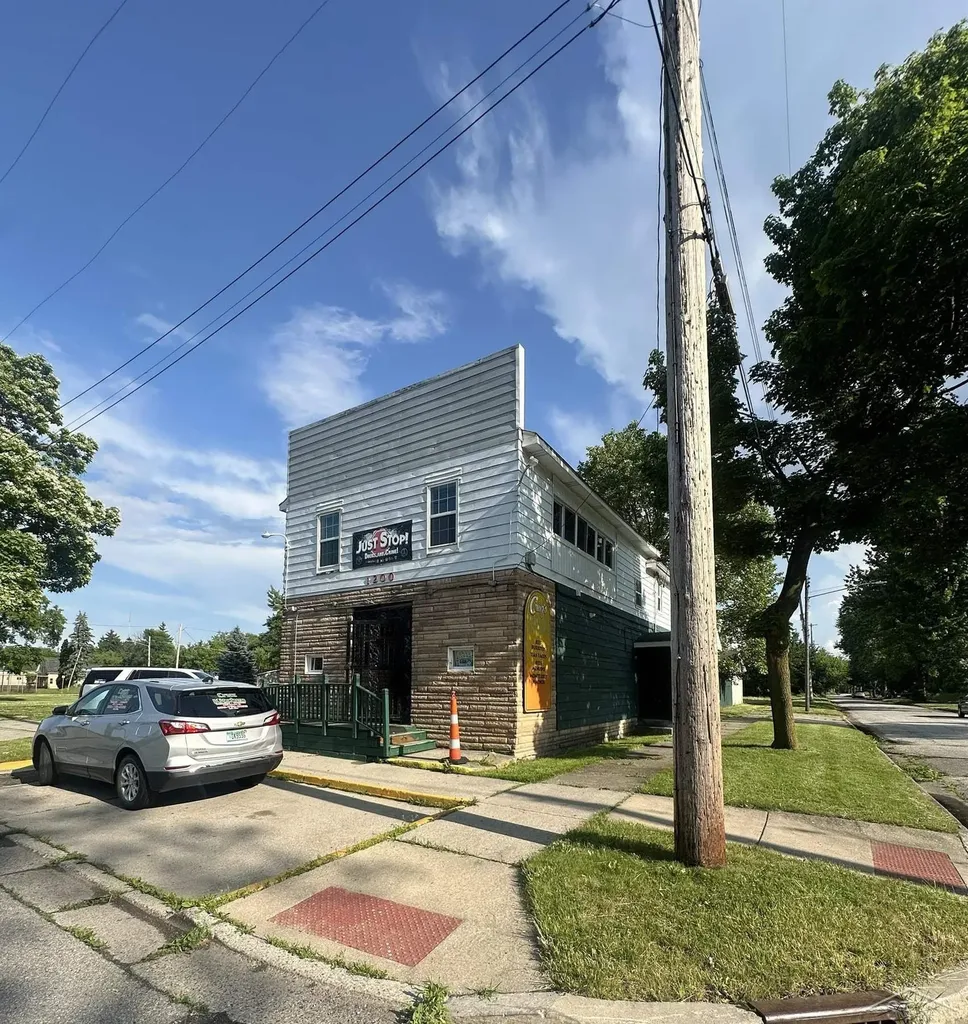 1200 Martha Street Saginaw City MI 48601