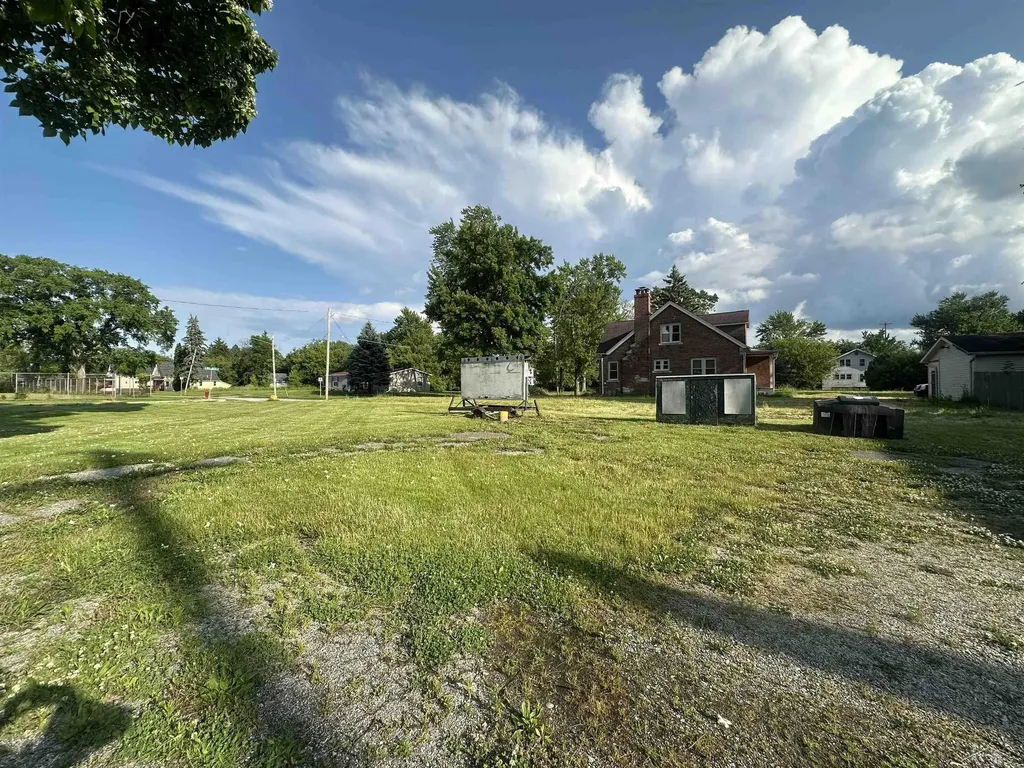 1200 Martha Street Saginaw City MI 48601