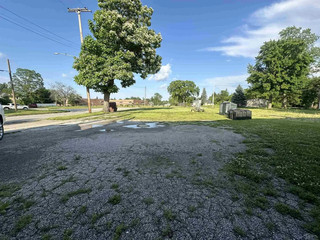 1200 Martha Street Saginaw City MI 48601
