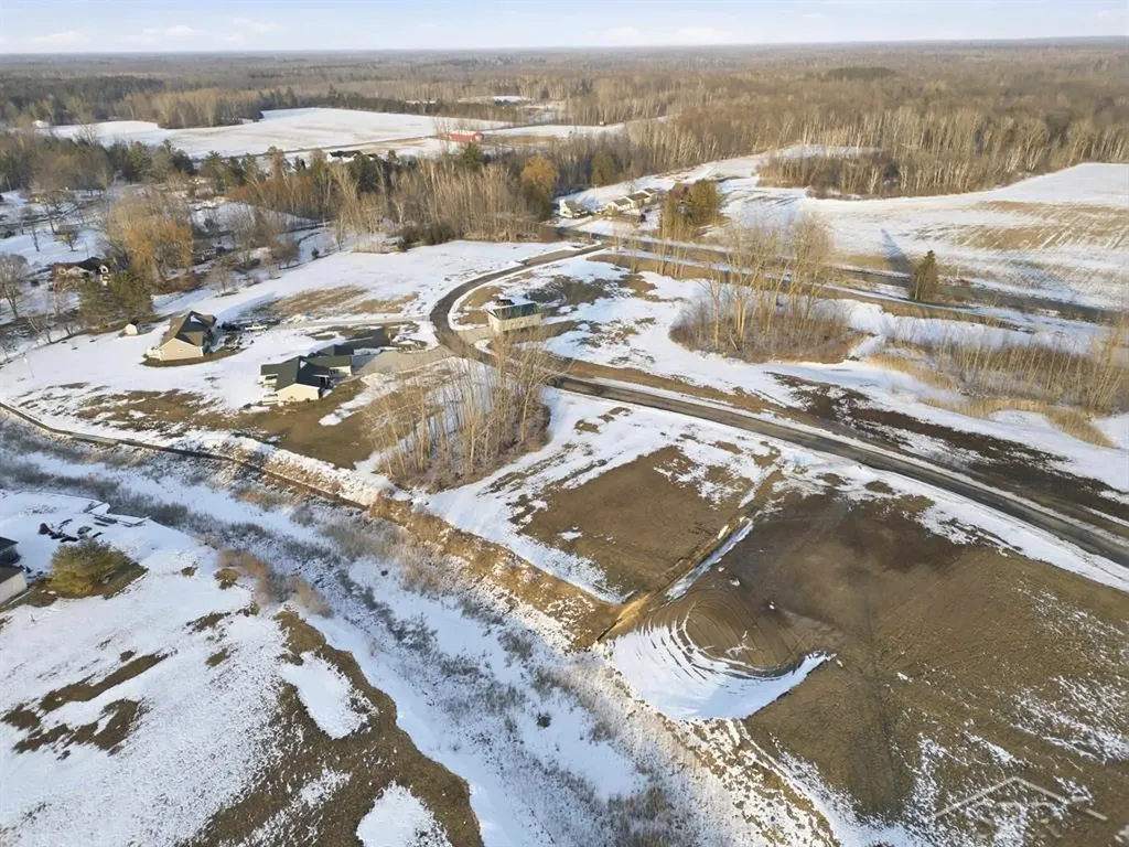 Lot 9 E Shoreline Drive Hope Township MI 48628