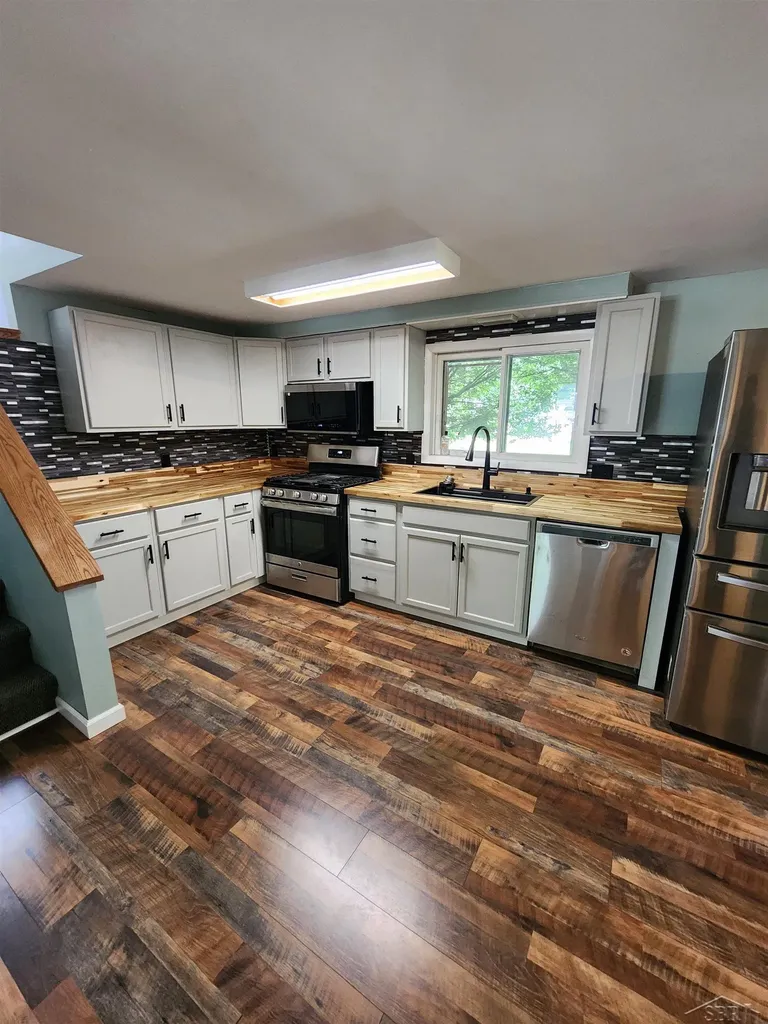 2304 Judith Court Midland City MI 48642