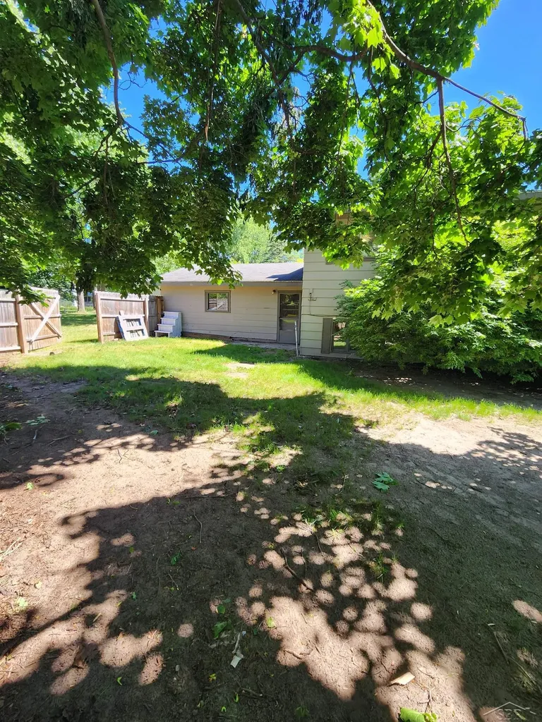 2304 Judith Court Midland City MI 48642