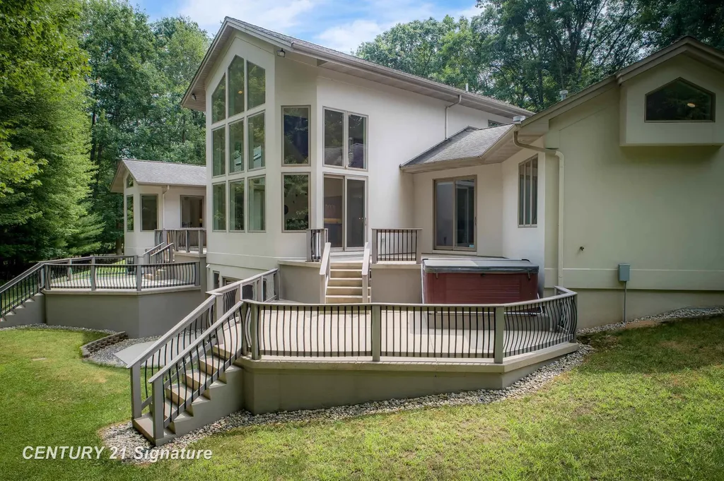 2627 N Odyssey Lane Lincoln Township MI 48642