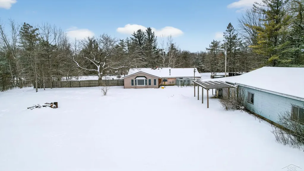 3636 E Nielson Road Geneva Township MI 48618