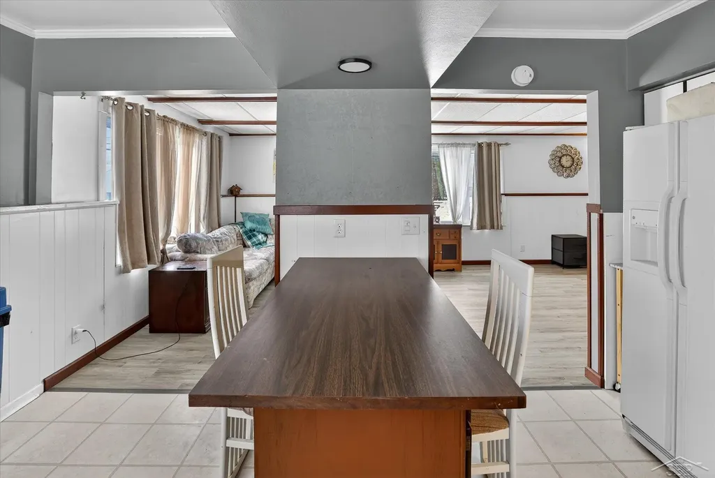 10028 W Higgins Lake Drive Lyon Township MI 48653