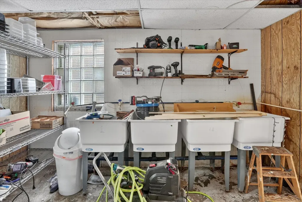 10028 W Higgins Lake Drive Lyon Township MI 48653