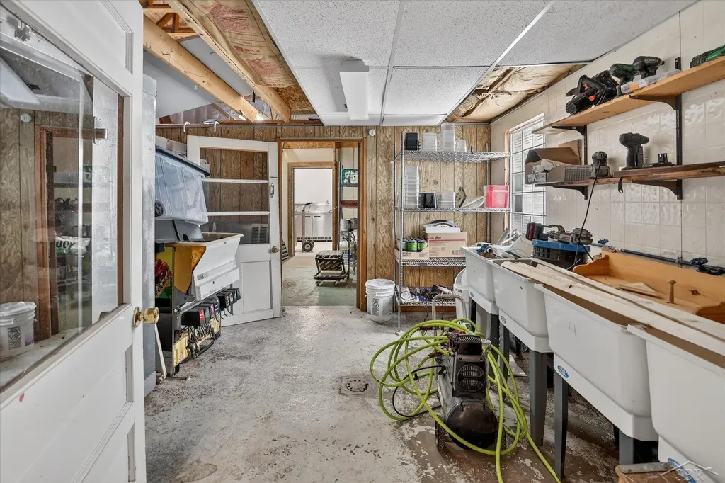 10028 W Higgins Lake Drive Lyon Township MI 48653