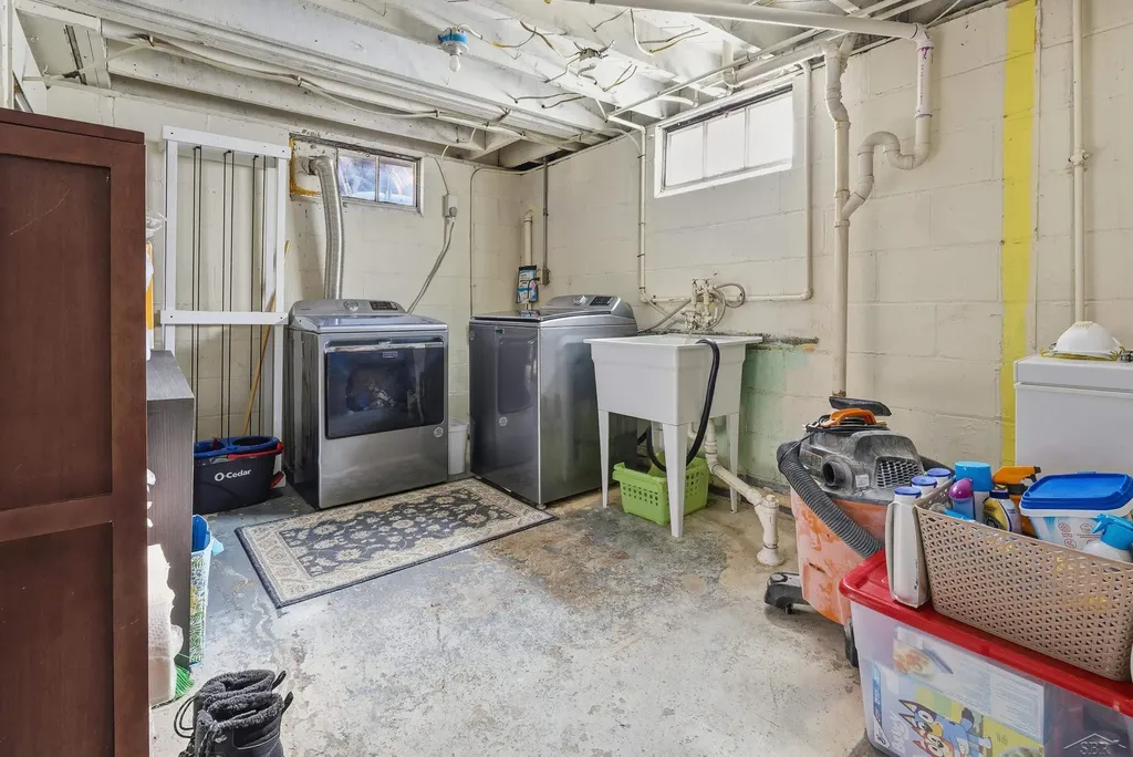 1606 Essex Street Essexville City MI 48732