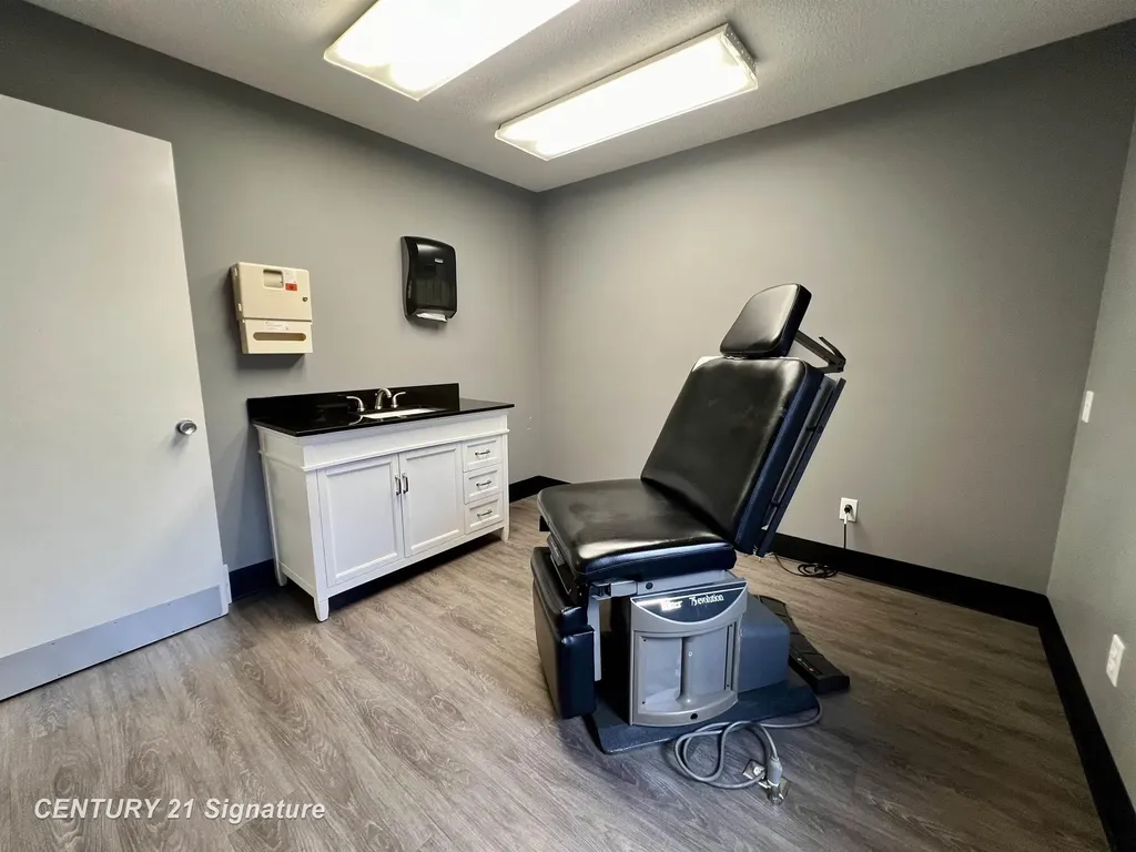 5605 N Colony Drive Saginaw Charter Township MI 48638