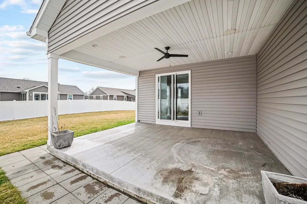 8674 Oakhill Drive Tittabawassee Township MI 48623