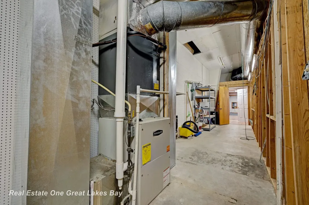 1875 Lansing Road Eaton Township MI 48813
