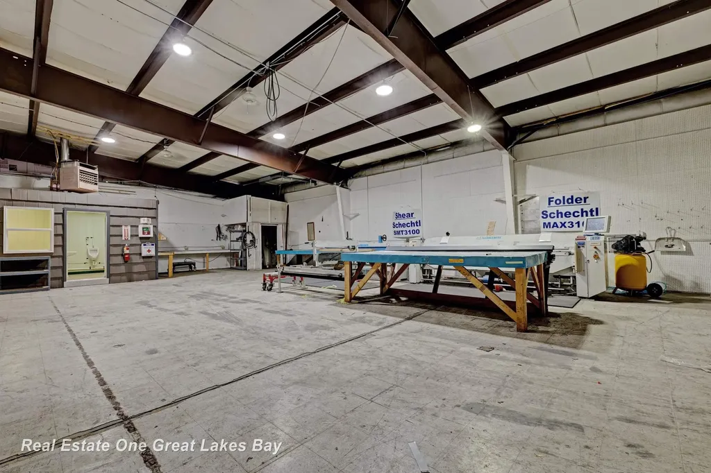 1875 Lansing Road Eaton Township MI 48813