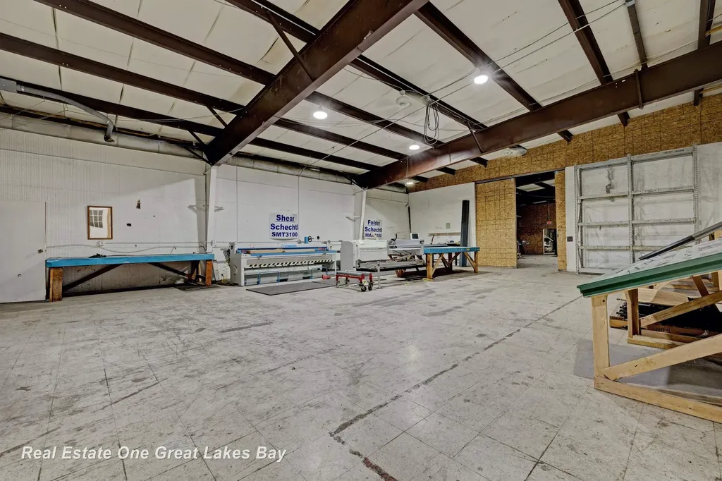 1875 Lansing Road Eaton Township MI 48813