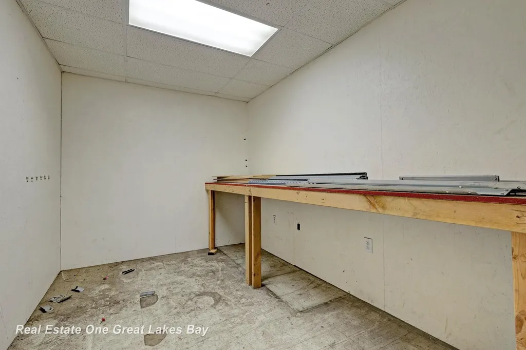 1875 Lansing Road Eaton Township MI 48813