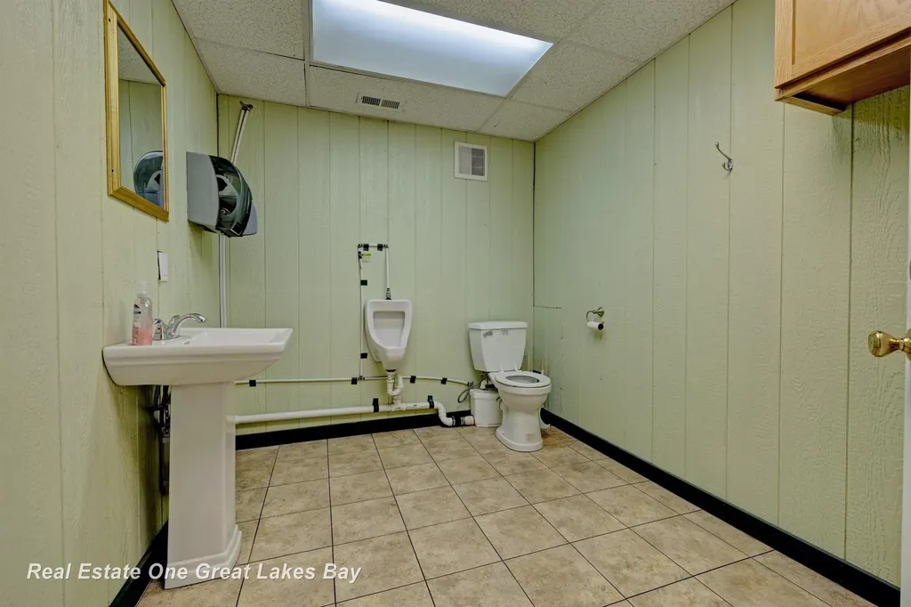 1875 Lansing Road Eaton Township MI 48813