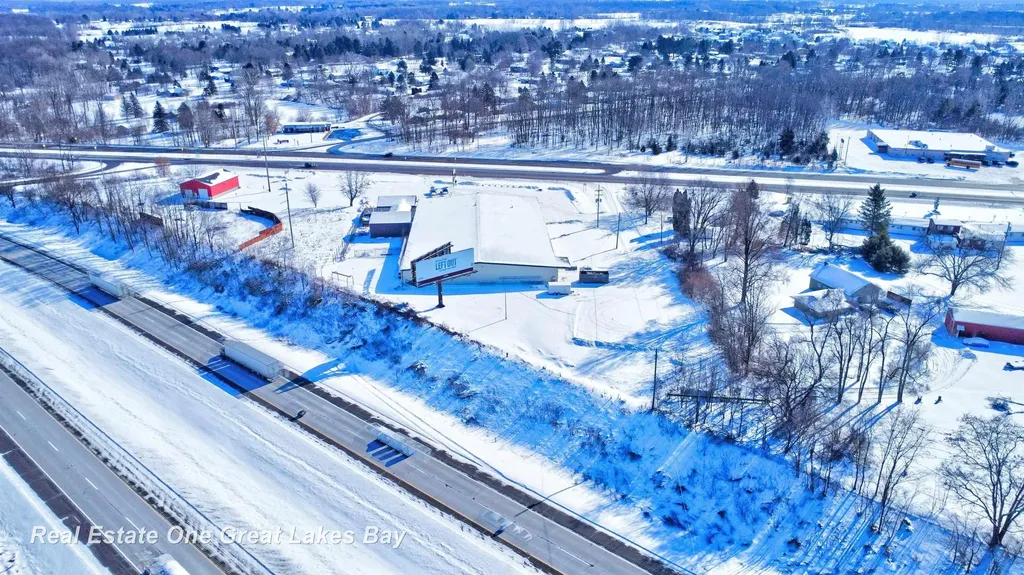 1875 Lansing Road Eaton Township MI 48813