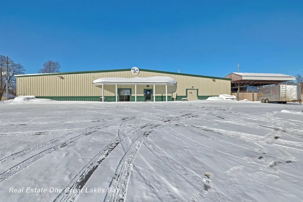 1875 Lansing Road Eaton Township MI 48813