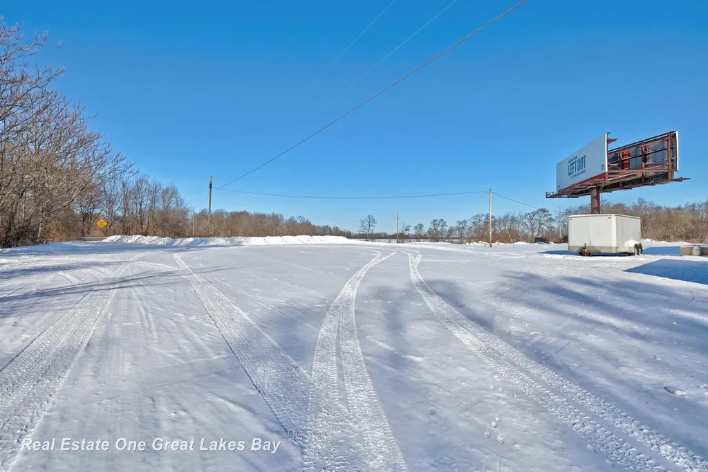 1875 Lansing Road Eaton Township MI 48813