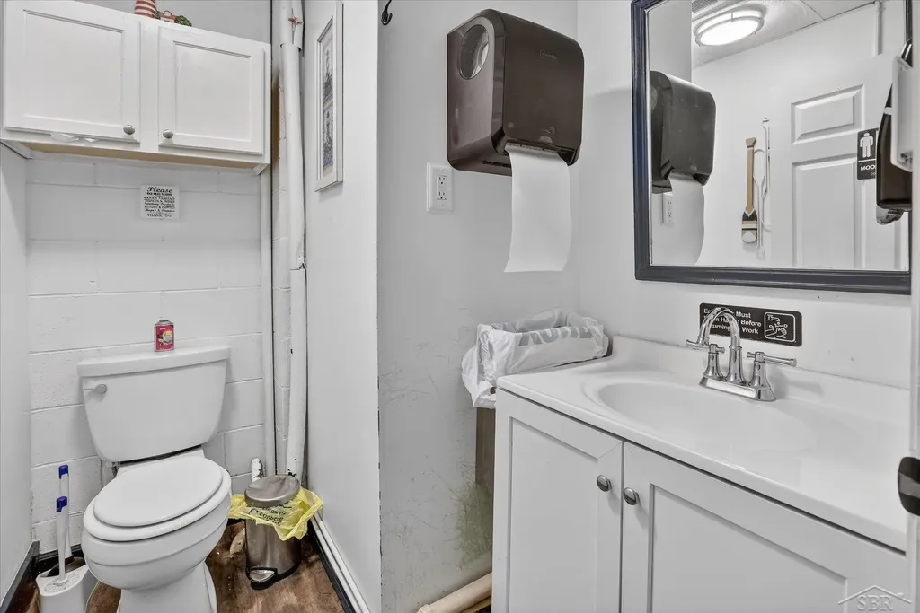 5937 W Higgins Lake Drive Lyon Township MI 48653