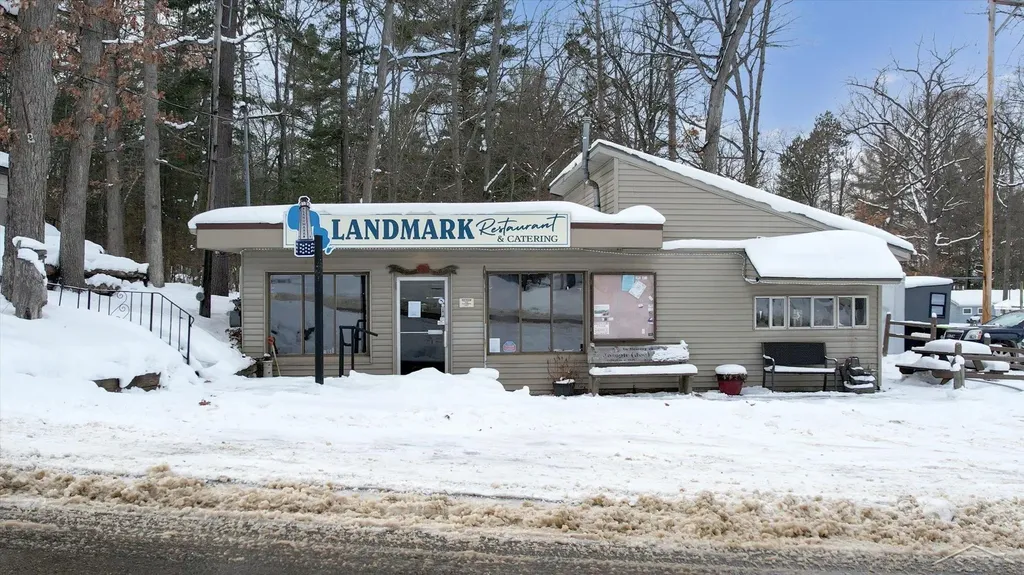 5937 W Higgins Lake Drive Lyon Township MI 48653