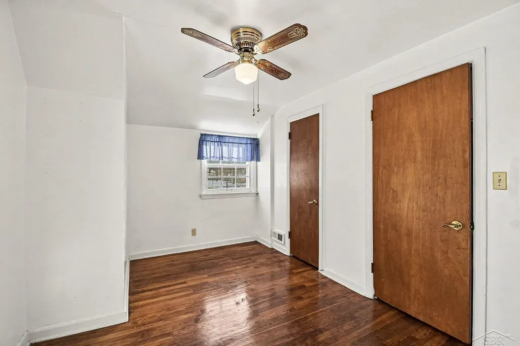 3537 Adams Avenue Saginaw City MI 48602